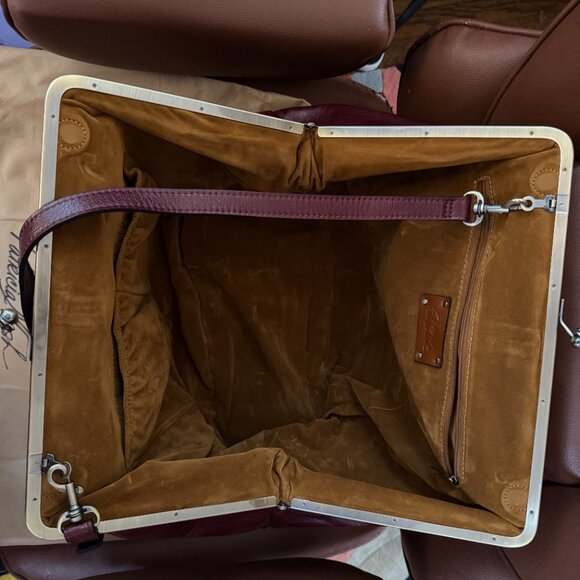 Patricia Nash Serafina Extra Large Leather Kisslock Bag in Oxblood - Picture 7 of 9